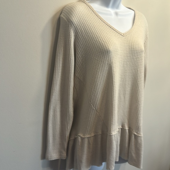 Anthropologie waffle knit peplum ruffle top - Picture 3 of 4